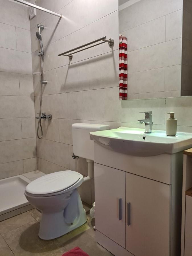 Memic 100 M Do Plaze, Memic Only 100m From Apartman