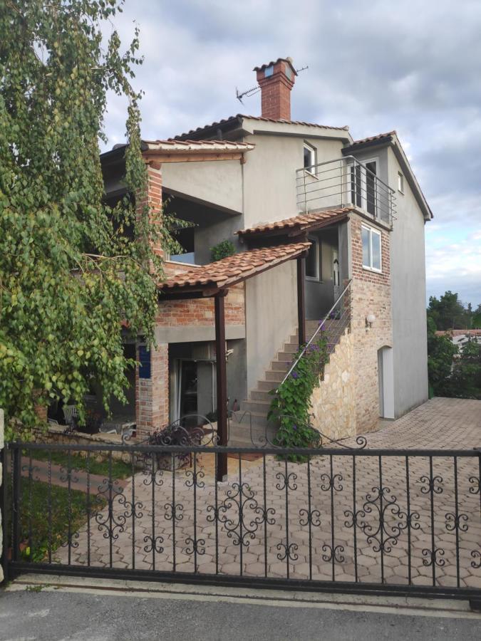 Memic 100 M Do Plaze, Memic Only 100m From Apartman Porec
