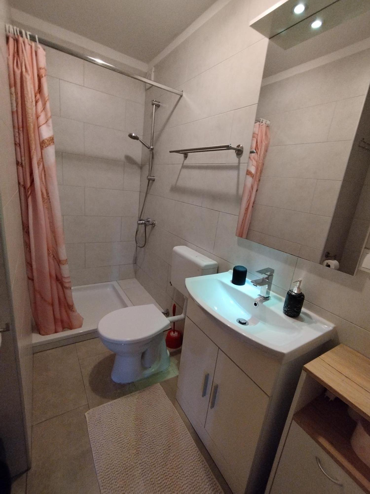 Memic 100 M Do Plaze, Memic Only 100m From Apartman Porec