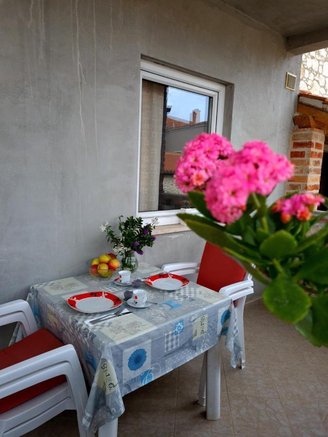 Apartment Memic 100 M Do Plaze, Memic Only 100m From Porec