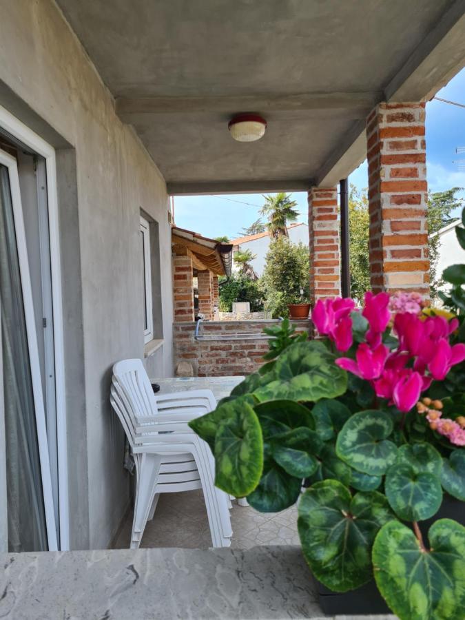 Apartment Memic 100 M Do Plaze, Memic Only 100m From Porec