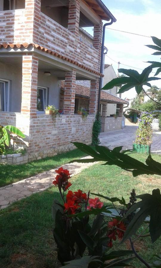 Memic 100 M Do Plaze, Memic Only 100m From Apartment Porec
